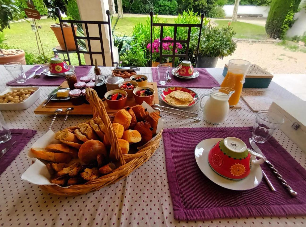 Cabannes La Goutadou Bed & Breakfast エクステリア 写真